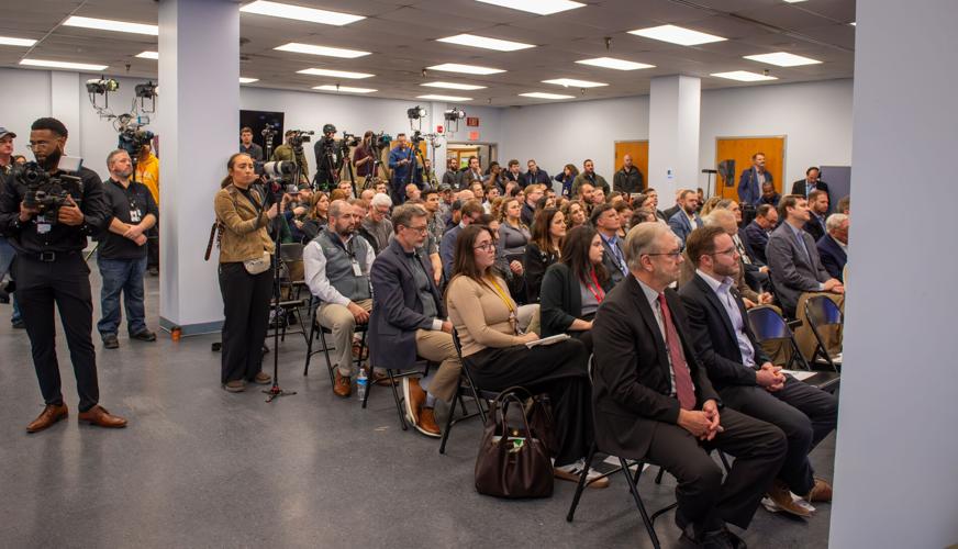 Centro de energía limpia de grúa