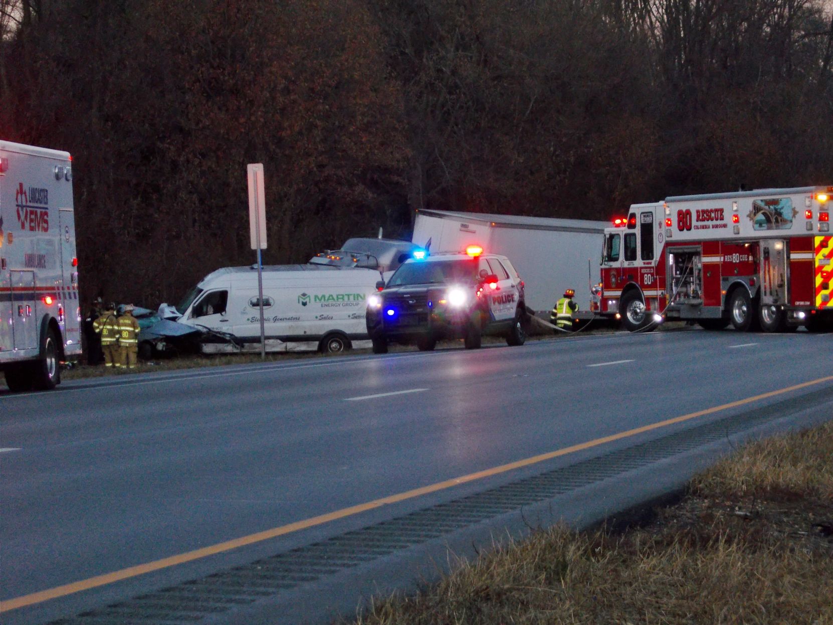 Police Provide Update On 4-vehicle Crash That Killed Woman, Closed ...