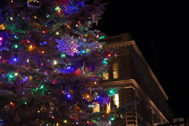 Mayor's Tree Lighting brings thousands to Penn Square, kicking off