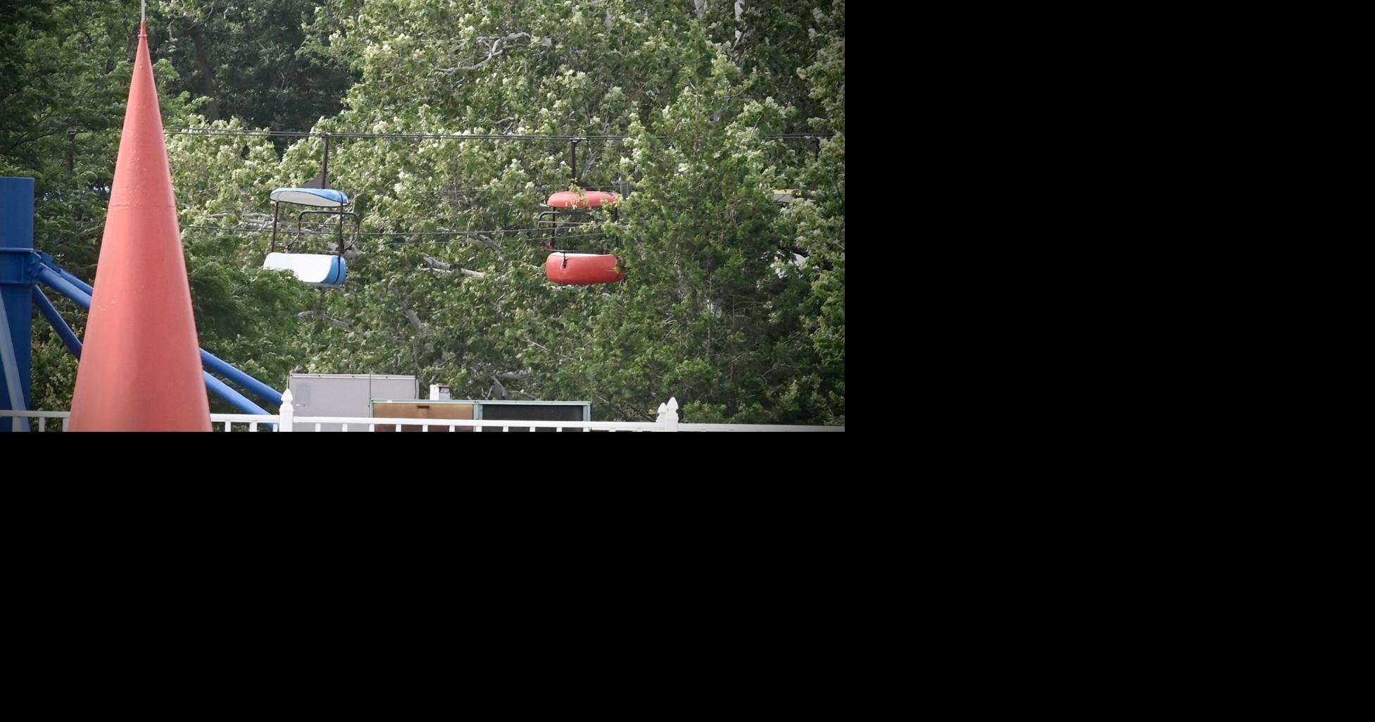 Dutch Wonderland ride leaves about 20 people stuck onboard: dispatch