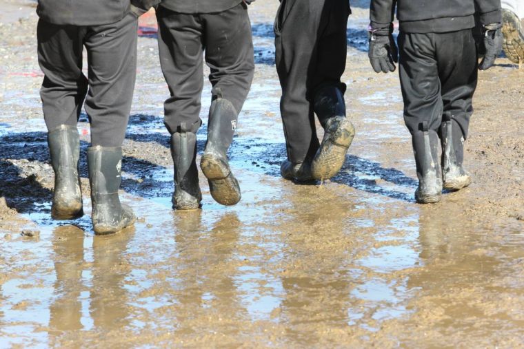 2015 mud sale season survivor guide Local News