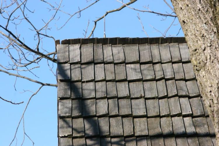 Ephrata Cloister Side-lap shingles_2.jpg
