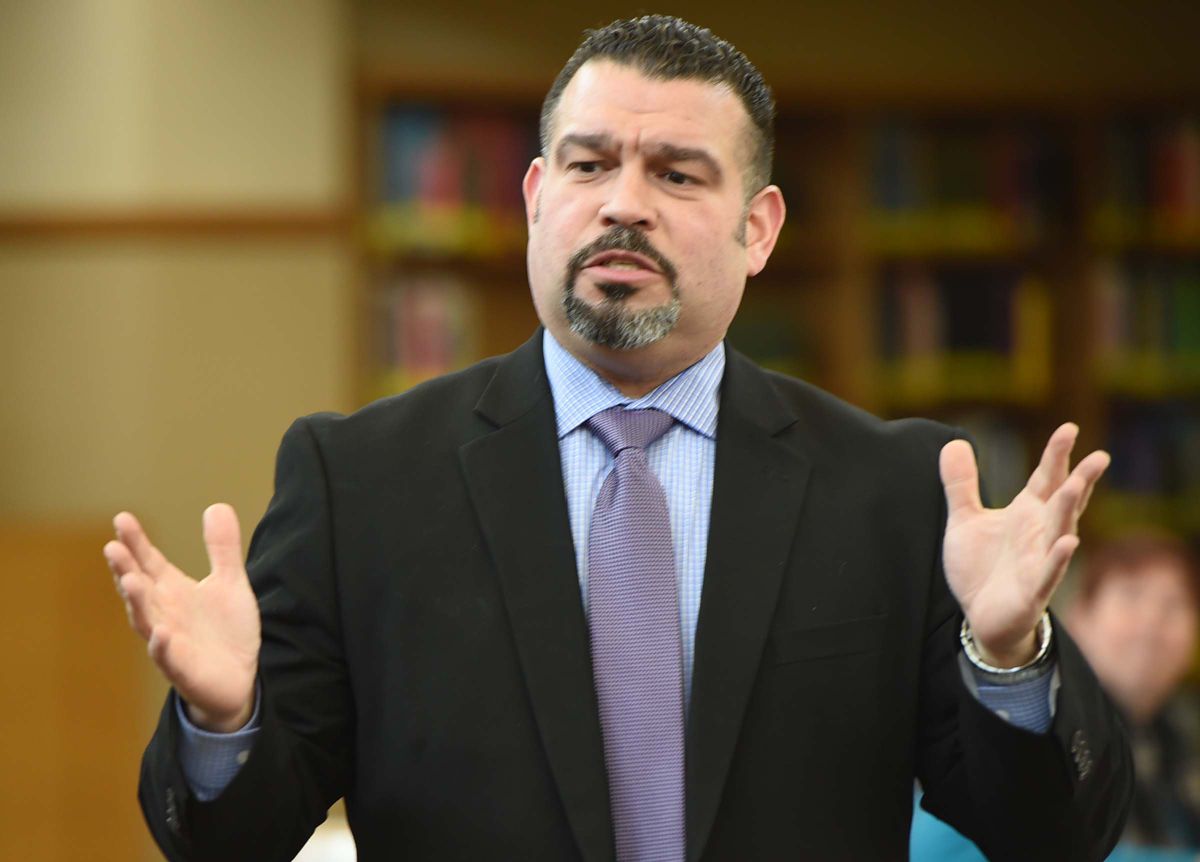 Yes, Gov. Wolf’s gift ban applies to Pedro Rivera, too | Local News