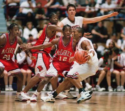 Lnp Sports 365 A Happy Hoops Anniversary For 00 Mccaskey Boys