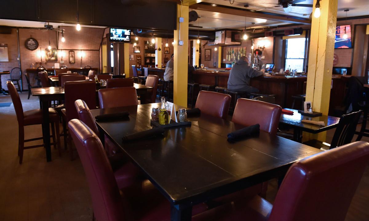 Piccola Italian Bistro replaces Kinzers Station Tavern; new restaurant