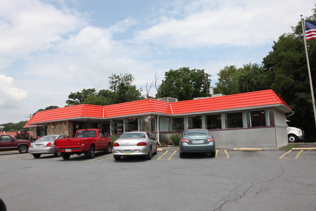 5 restaurants open 24 hours a day in Lancaster Food