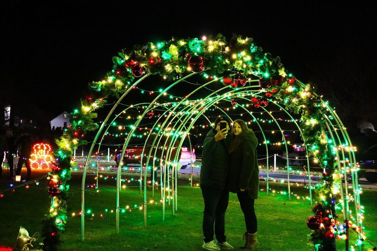 9 Christmas lights shows in, near Lancaster County, from Clipper