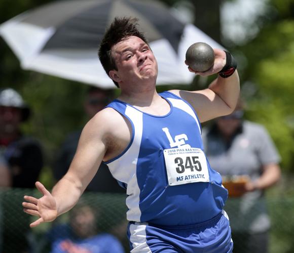 Manheim Township's Mackenzie Horn sets PIAA pole vault record in gold