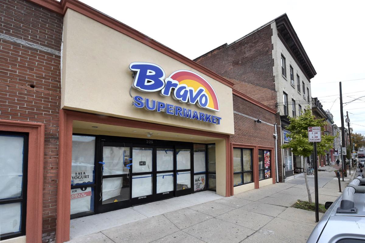 Bravo Supermarket opens on West King Street; Owners of CTown will