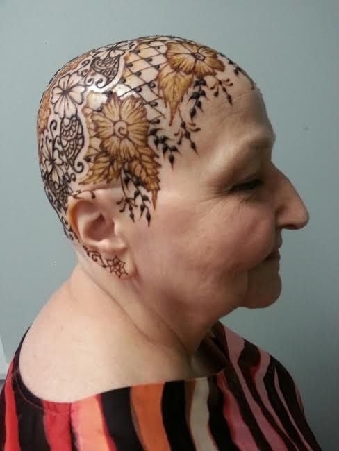 Elegant Henna Tattoo Crowns Help Cancer Patients Cope With Their Hair Loss   Bored Panda