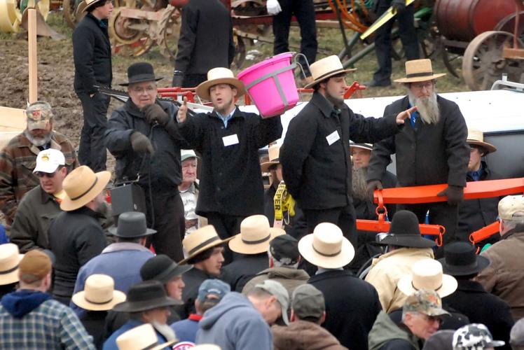 Gordonville mud sale starts Friday afternoon, continues Saturday