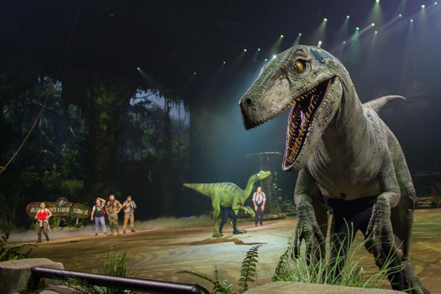 jurassic world alive tour