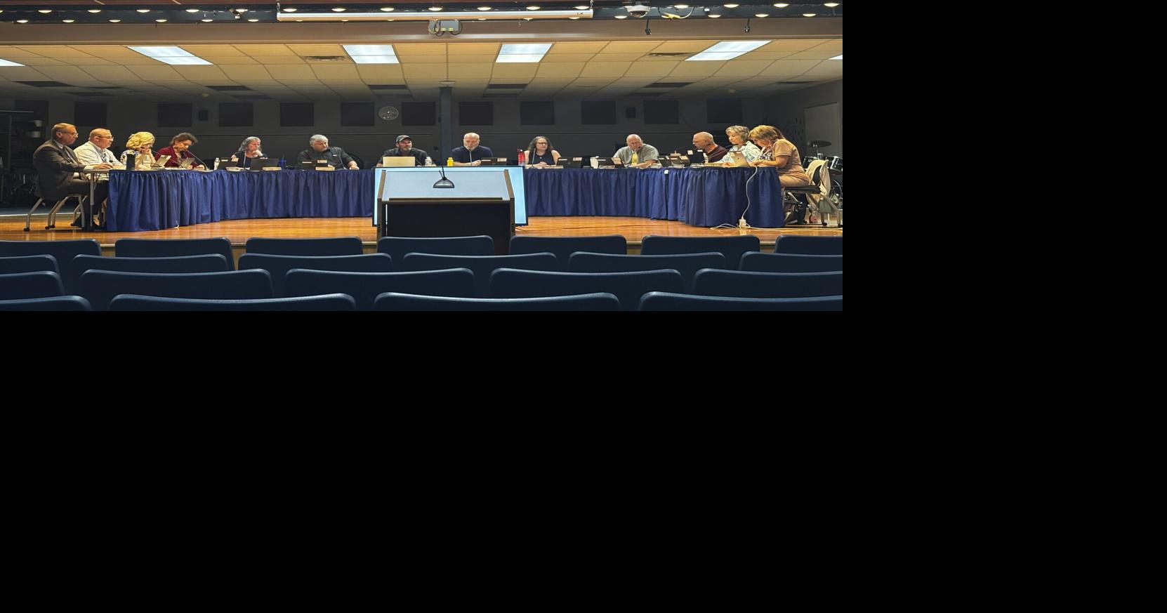 Elizabethtown board's rejection of John Green book in curriculum prompts response by the author