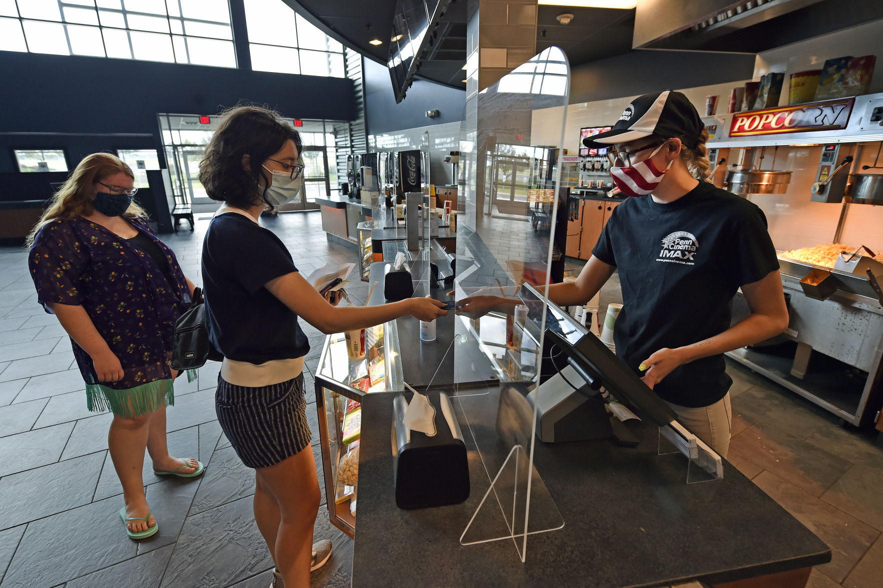 With Regal Manor and Kendig closing, here's where to watch movies in