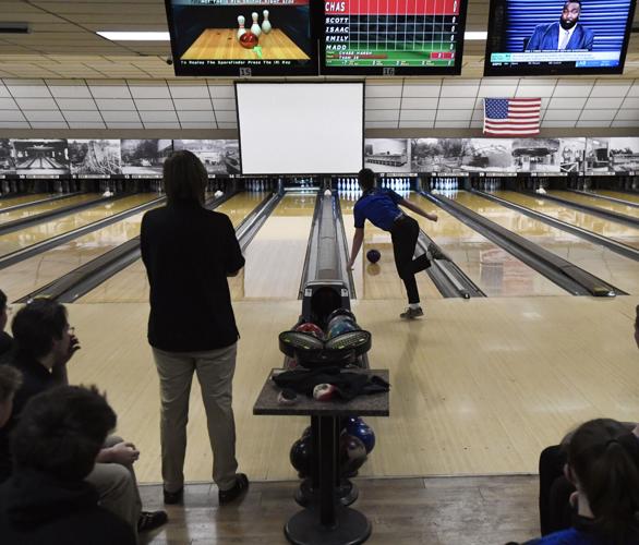 Lancaster Mennonite vs. Lampeter-Strasburg - L-L league bowling