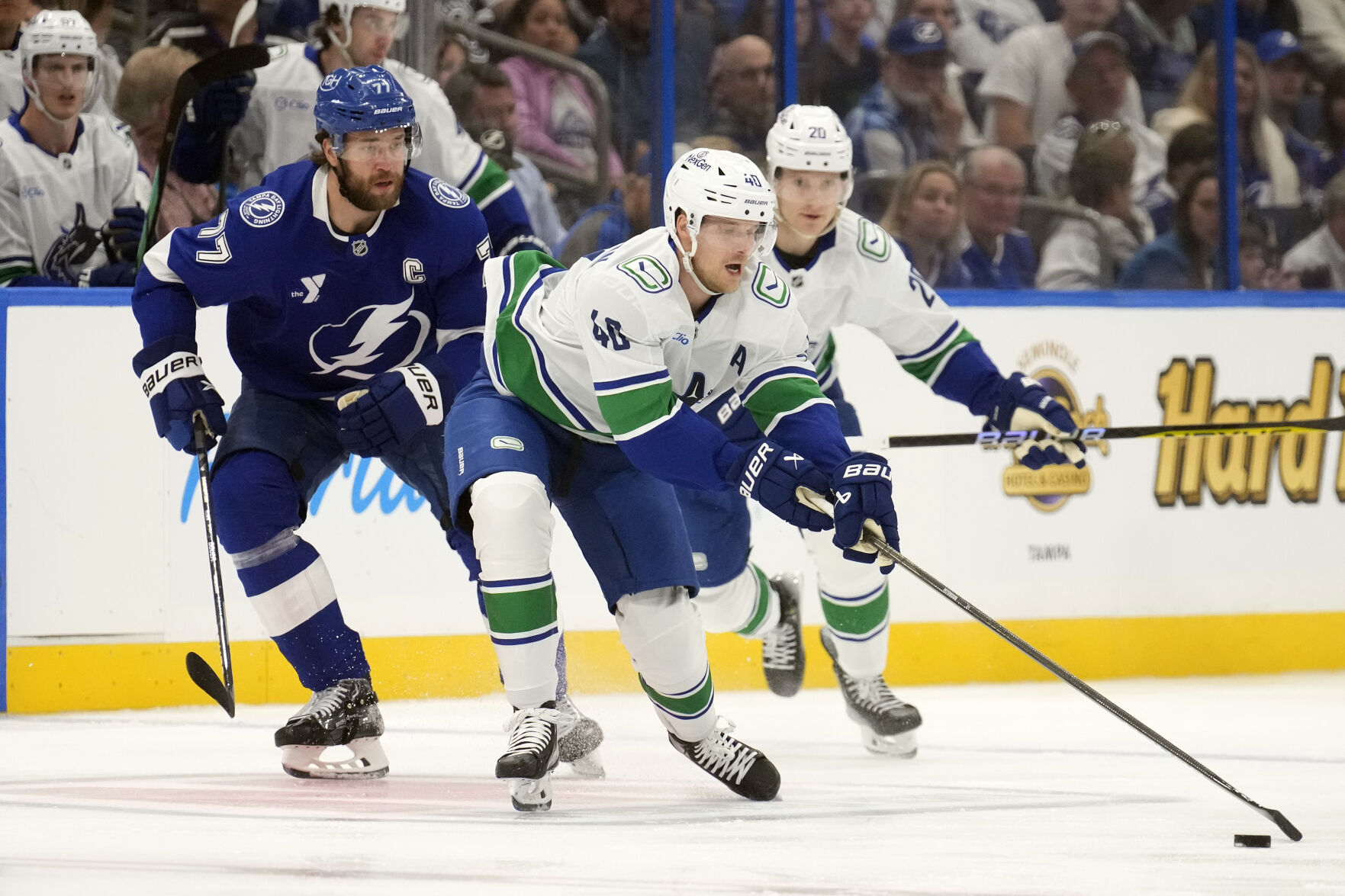 Kucherov Gets 4th Goal Of The Season, Lightning Beat Canucks 4-1 In ...