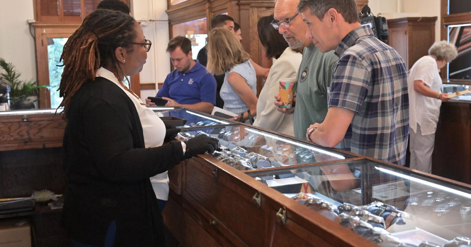 Hamilton Watch Company opens retail store in former Bowman building, celebrates Lancaster clock history - Vimarsana News