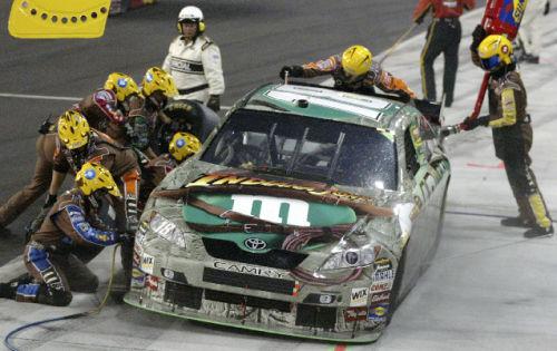 big picture pit crews play important role in nascar lifestyle nascar pit stop