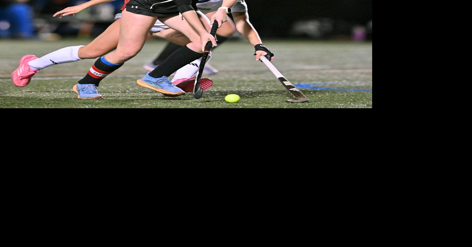 Defending state champion Warwick lopes into state field hockey quarterfinals
