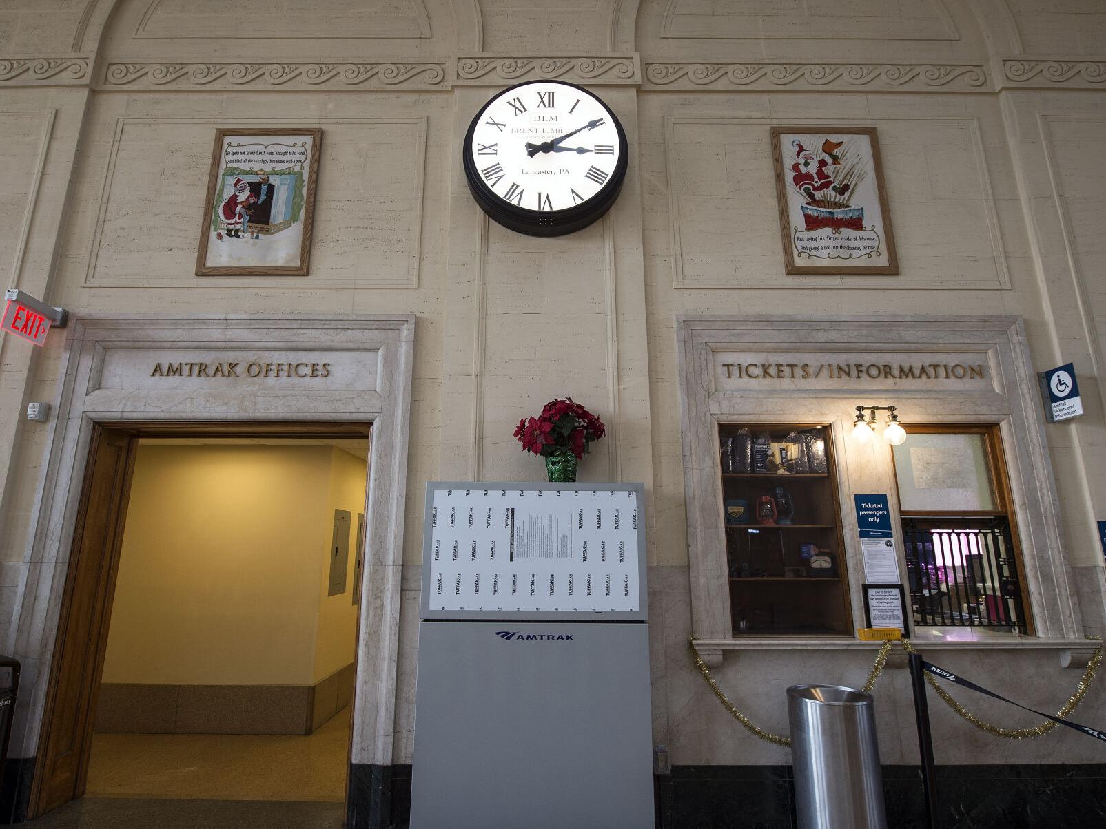 Christmas illustrations return to Lancaster's Amtrak train station [photos] - Vimarsana News