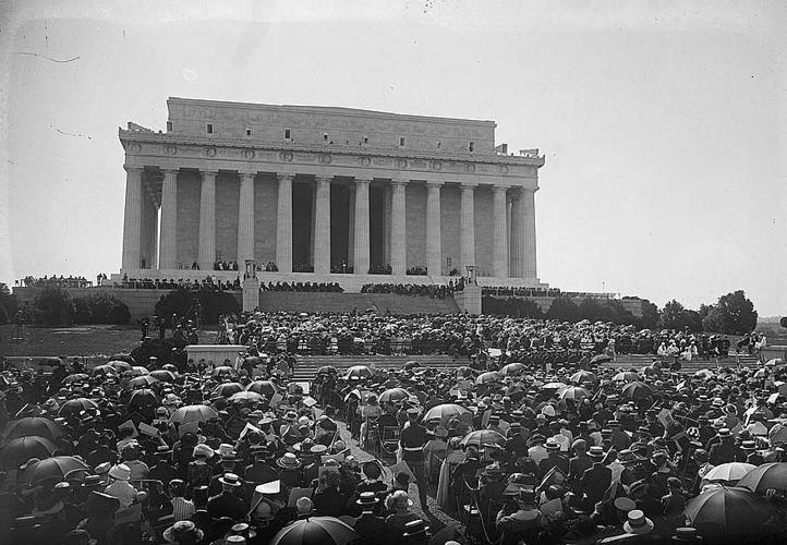 Lincoln Memorial dedication.jpg
