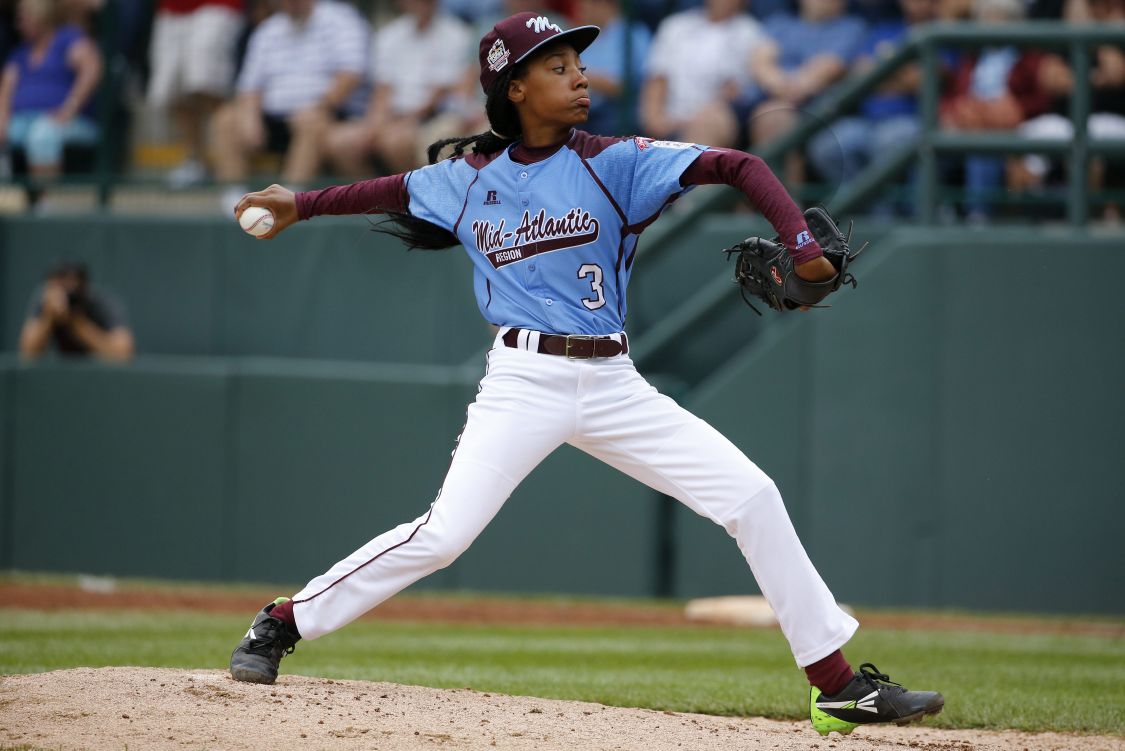 Little League Pitching Phenom Mo'ne Davis Lands Book Deal