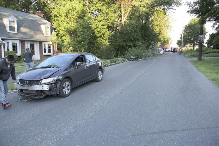 Large tree limb falls on 2 moving vehicles in Lancaster Twp.; no ...