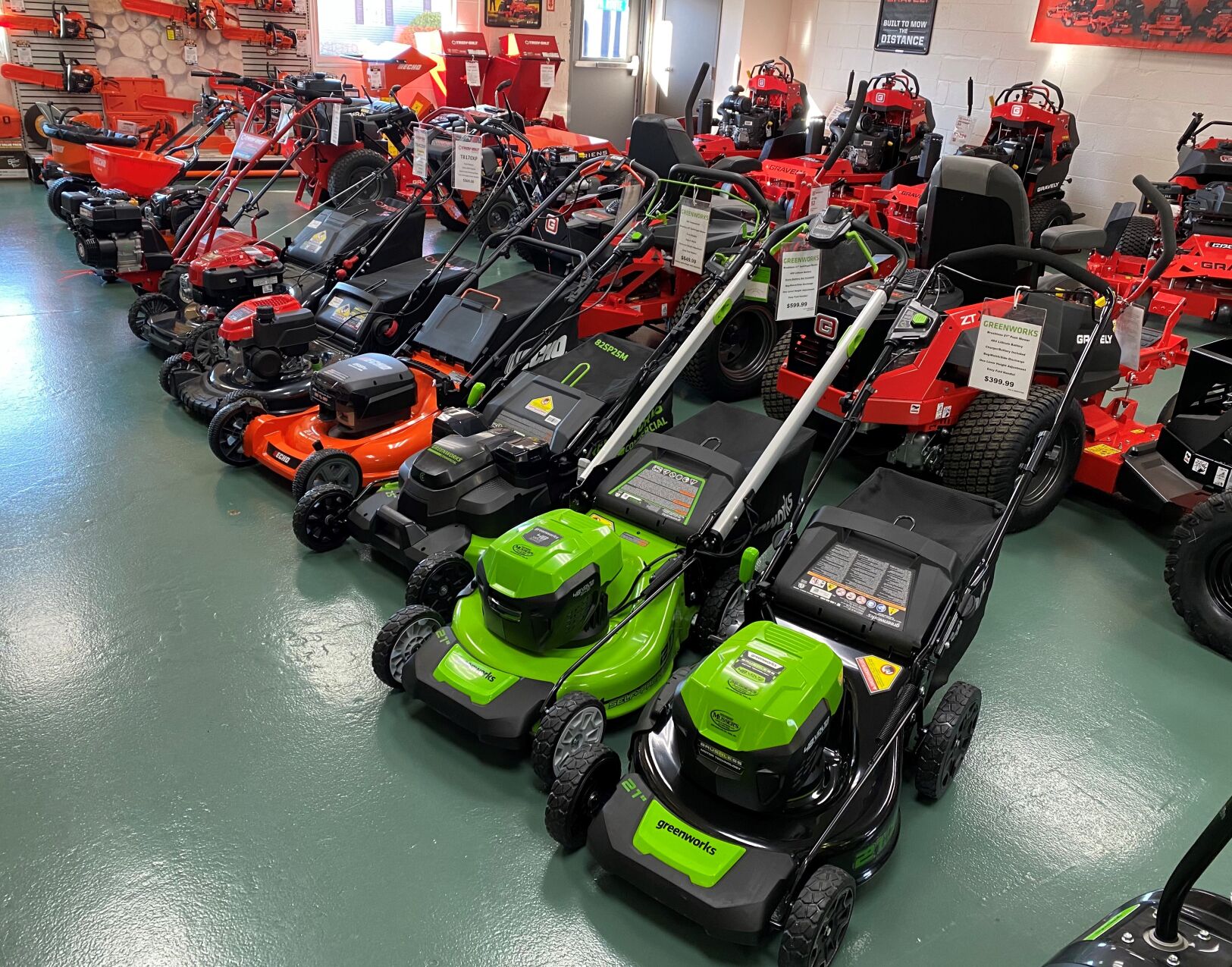 Lawn mower boxing day sale hot sale