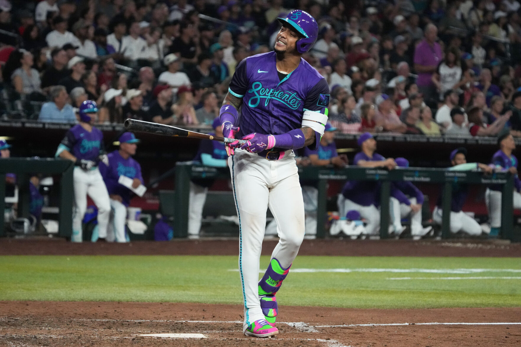 Chourio's scratch hit in 11th breaks tie, Brewers top Diamondbacks