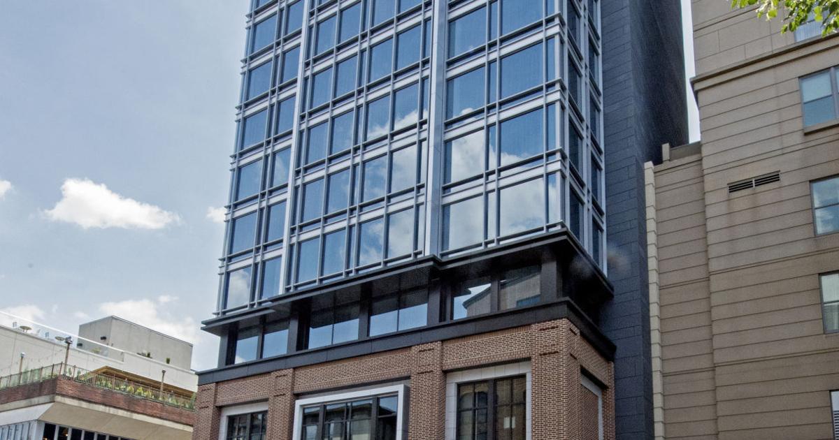 Man dies after jumping from rooftop at Lancaster Marriott Tuesday night: dispatchers | Local News Man dies after jumping from rooftop at Lancaster Marriott Tuesday night: dispatchers | Local News