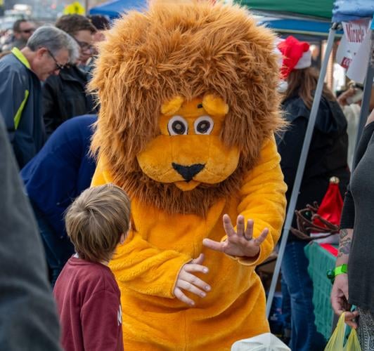 Season of (Mount) Joy at 25th Winterfest [photos] Entertainment