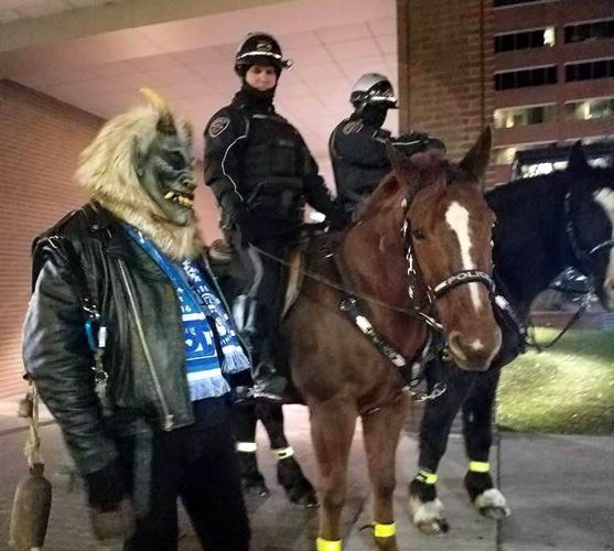 Lancaster Santa Stumble raises 30K for K9 and Mounted Patrol Local