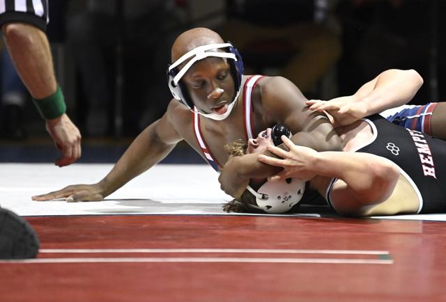 Longmeadow wrestling pins Ludlow, 45-22 