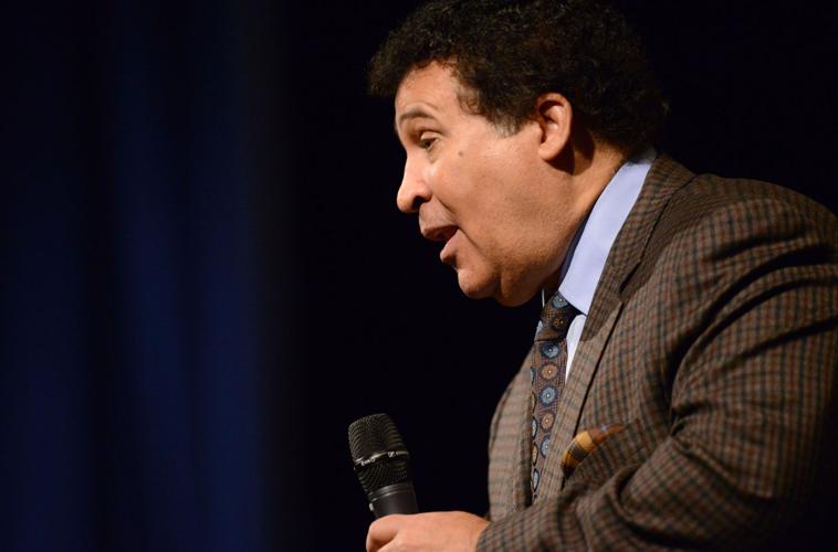 Veteran sports broadcaster Greg Gumbel leaves them laughing in speech