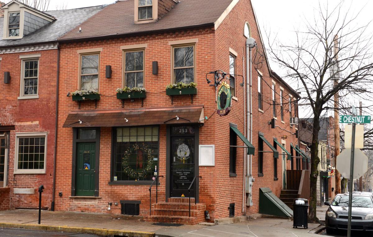 Molly's owner, facing assault charges, has agreement to sell pub and