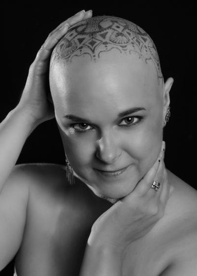 Henna Crowns Tattoos Help Women With Breast Cancer Reclaim