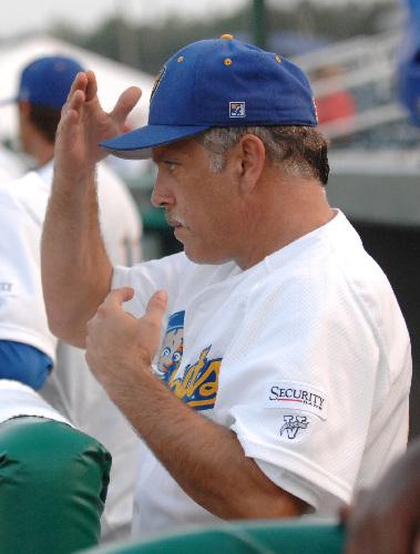 Wally Backman resigns as Mets' minor-league manager