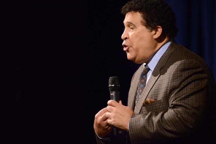Veteran sports broadcaster Greg Gumbel leaves them laughing in speech