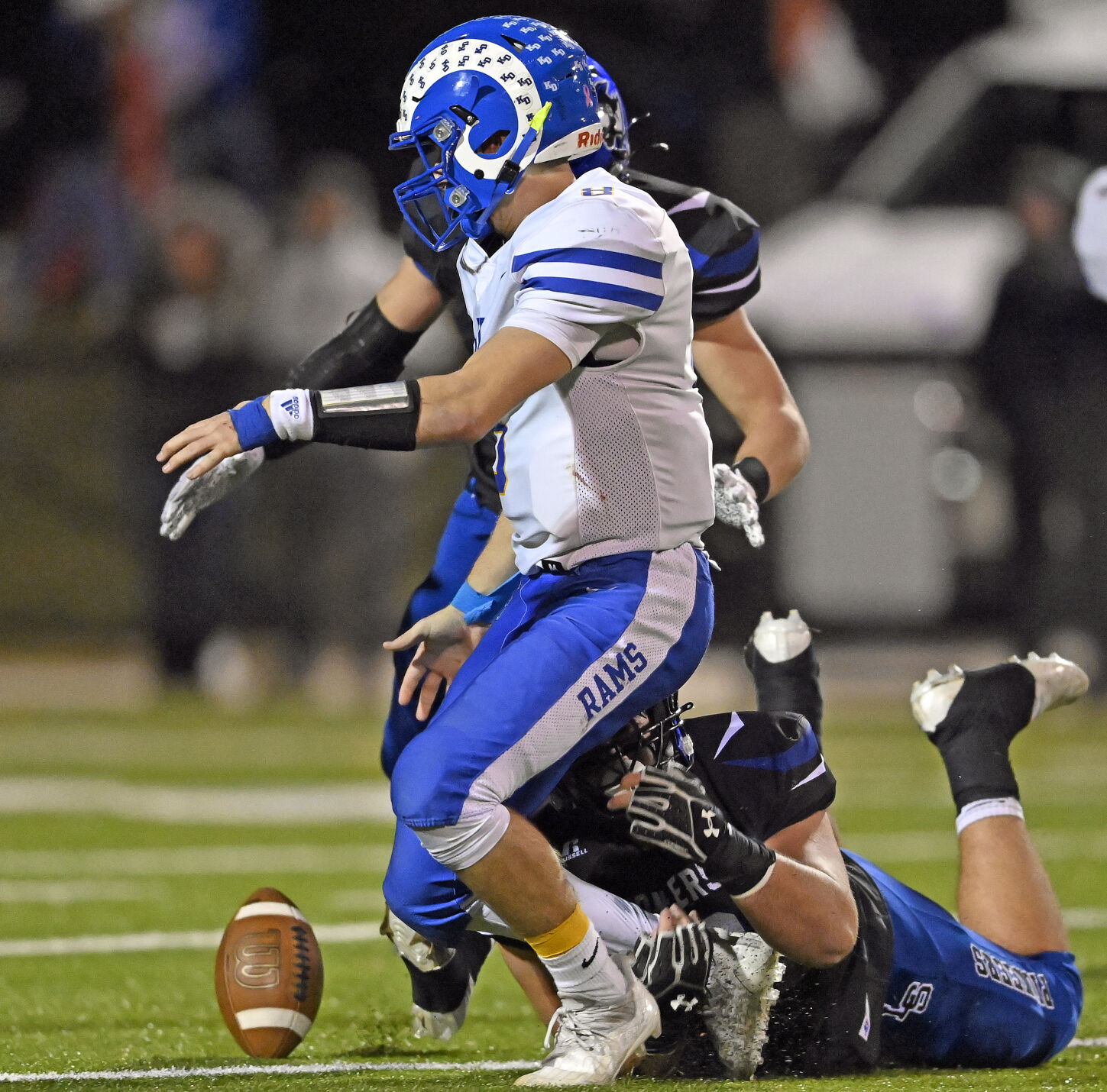 Lampeter-Strasburg Vs. Kennard-Dale - District 3 Class 4A Football ...