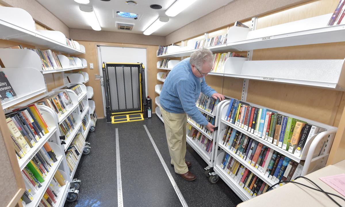 Lancaster County S New Bookmobile Hits The Road Take A Look Inside Local News Lancasteronline Com