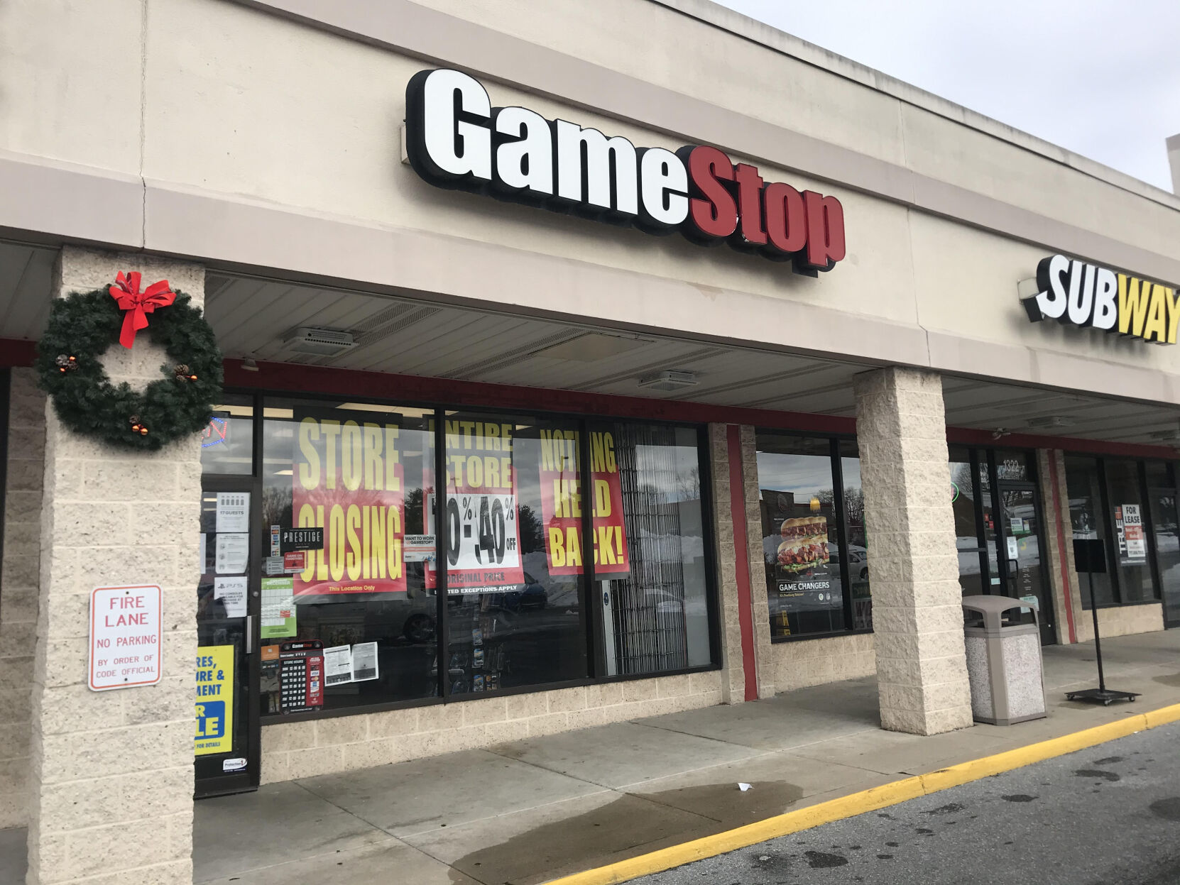 GameStop closing 2 Lancaster County stores as video game retailer