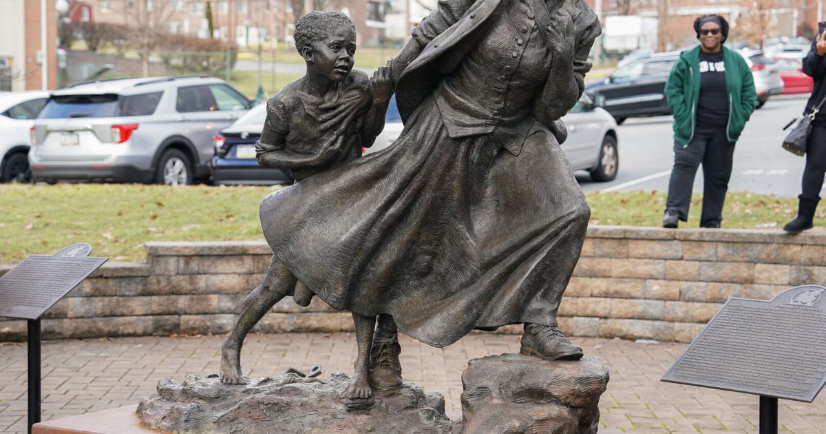 Sculpture of abolitionist Harriet Tubman unveiled at King Elementary School | Local News
