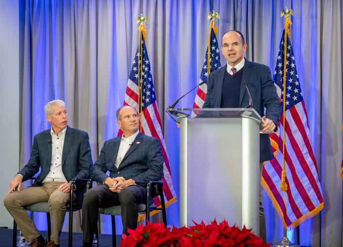 Centro de energía limpia de grúa