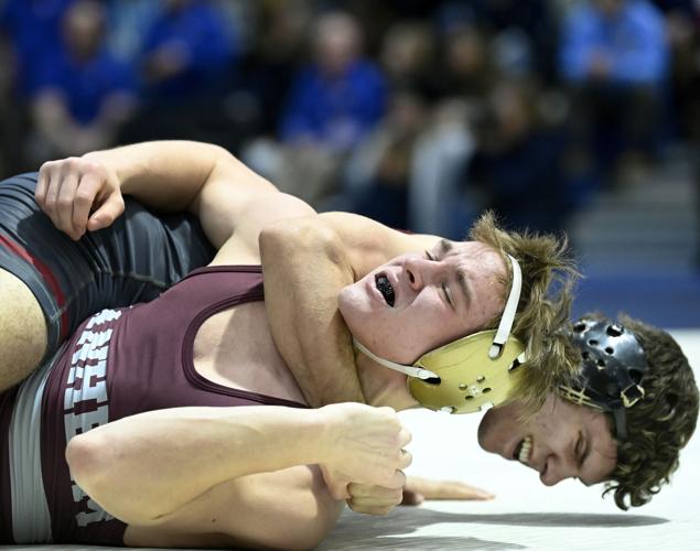 District 3 South Central regional Class 3A wrestling tournament [photos ...