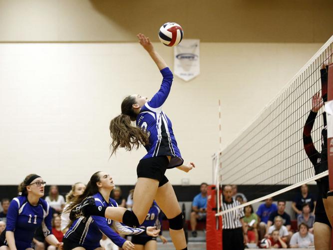 Elizabethtown girls volleyball team goes on road to earn victory at