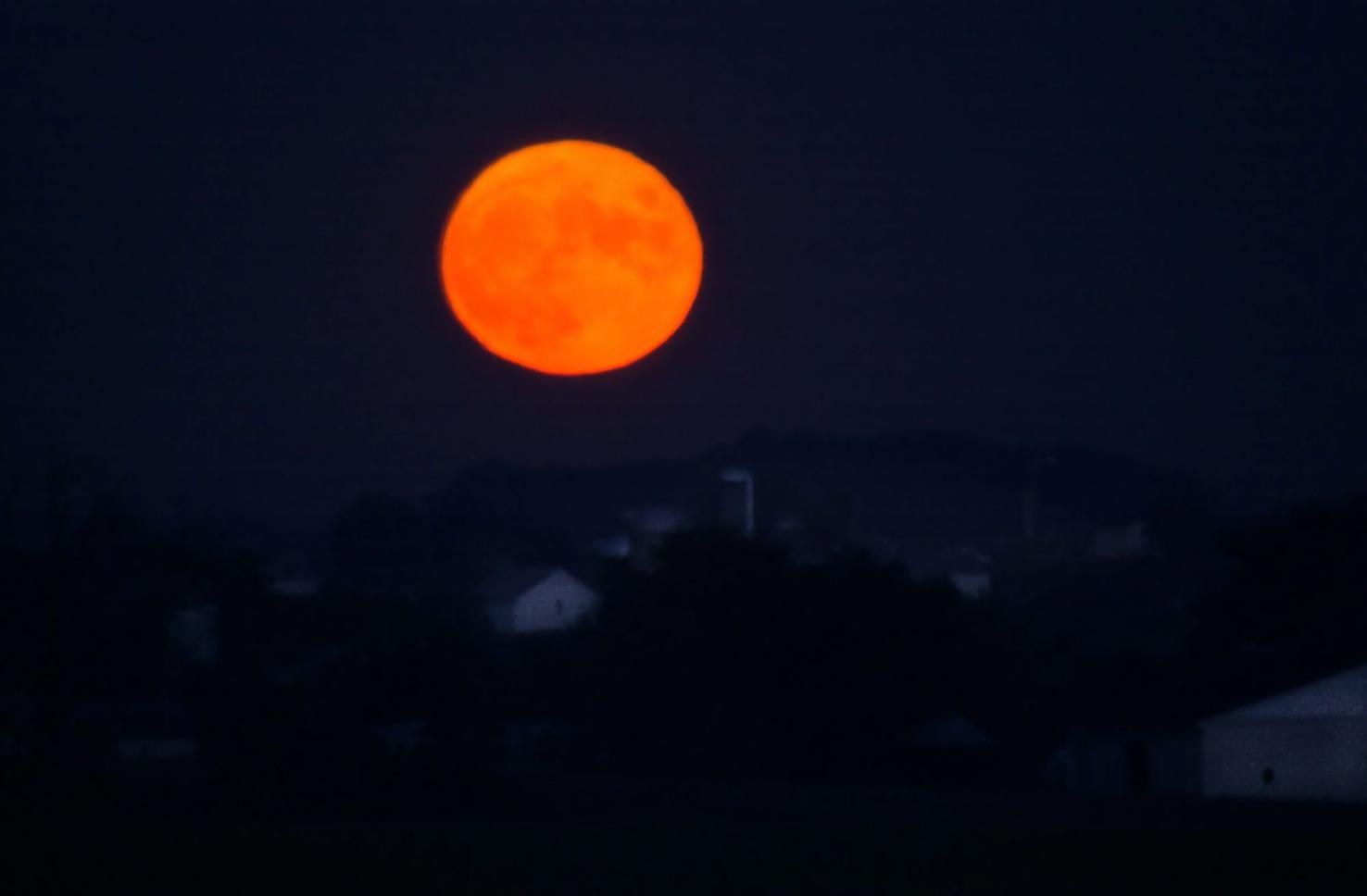 Full harvest moon — or corn moon — will be full and bright tonight