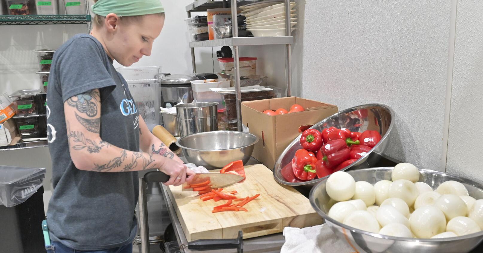 Lancaster County servers and other restaurant employees should be paid fairly for their hard work [editorial] - Vimarsana News