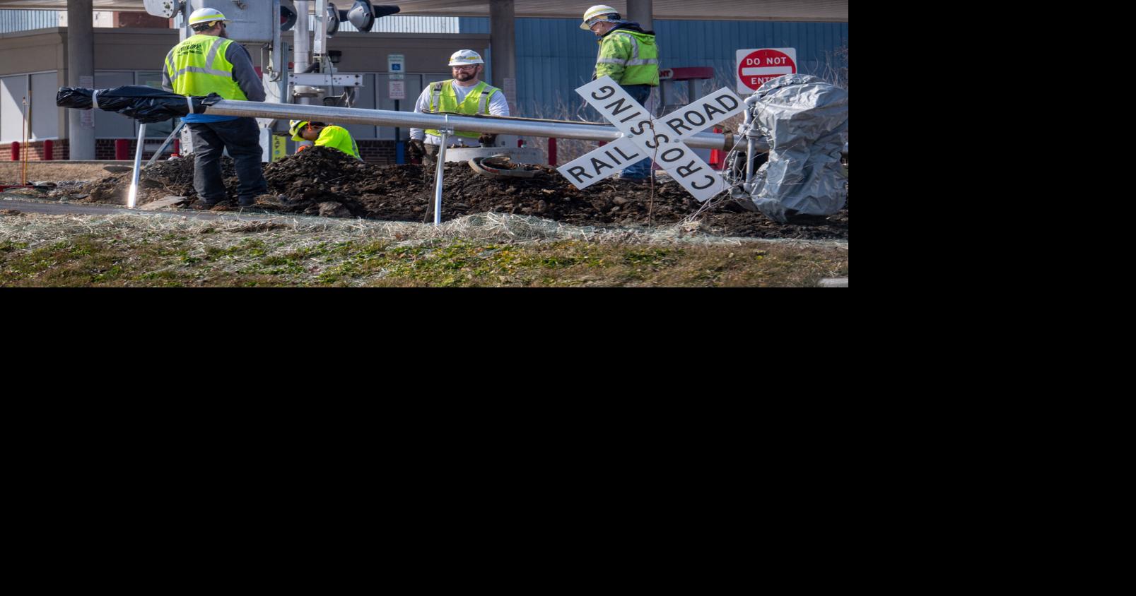 Centerville Road railroad crossing 011a.jpg | | lancasteronline.com