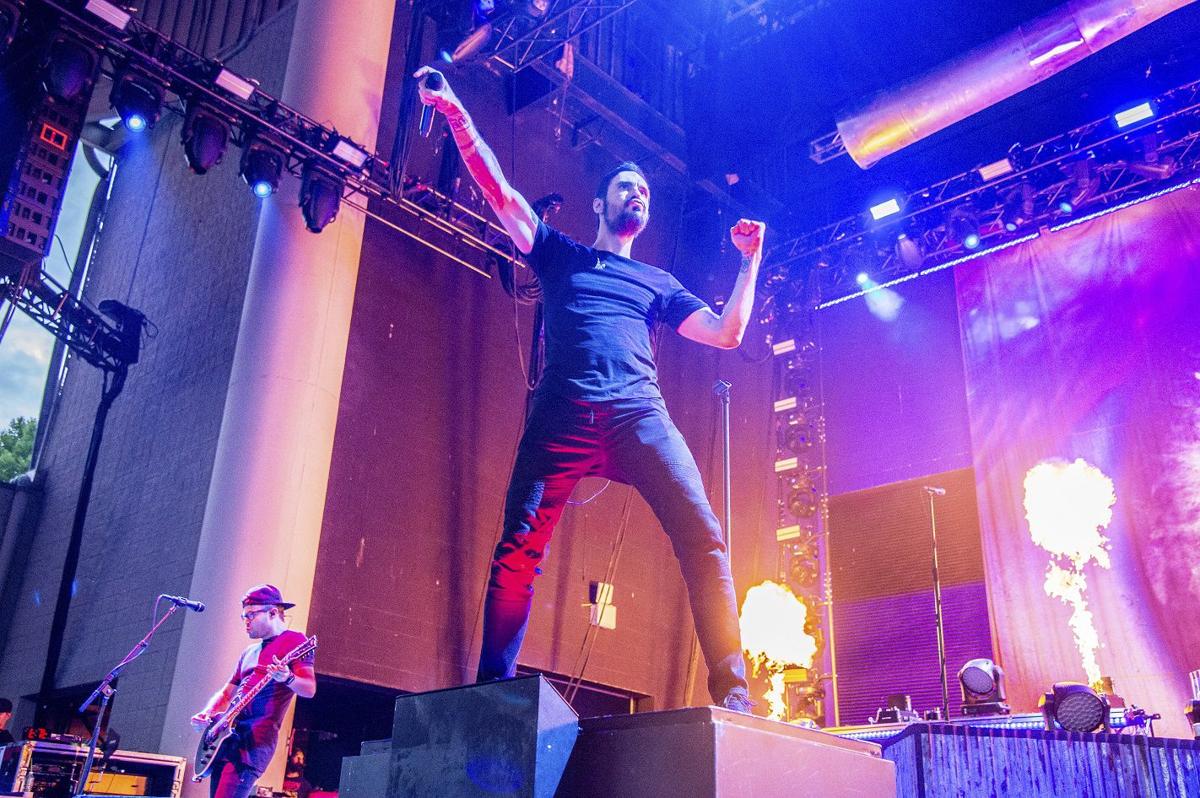 Breaking Benjamin Chevelle Three Days Grace To Perform At