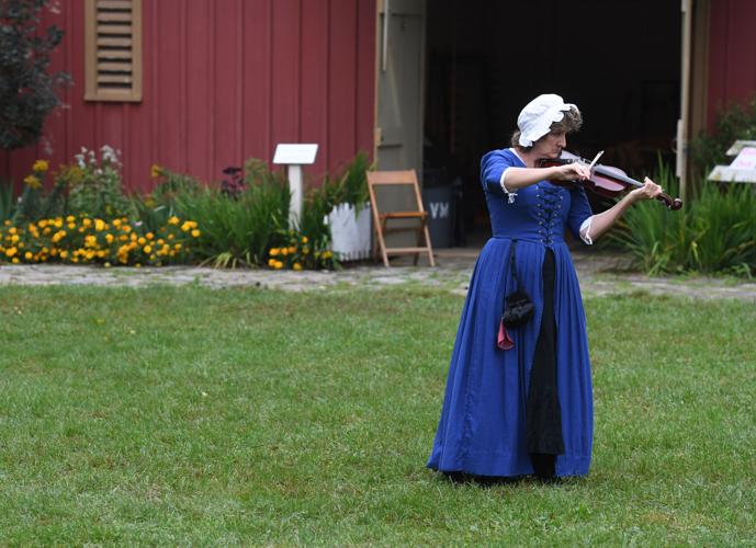 Harvest Days return to Landis Valley Museum, with apples on the menu